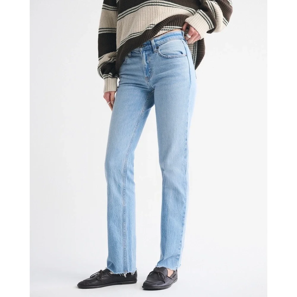Abercrombie & Fitch Light Wash '90s Straight Leg Mid-rise Raw Hem Jeans Size 26